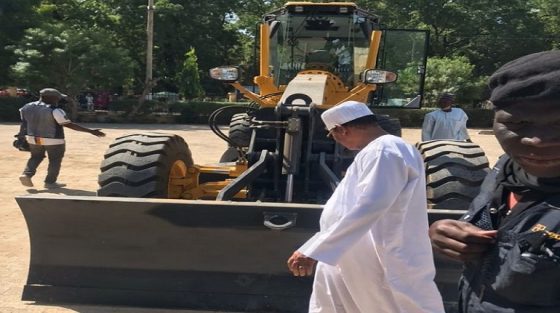 La Commune de Maroua 3 a l’œuvre: Réception d’une niveleuse flambant neuve